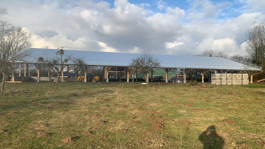 Hangar agricole solaire chez M. DEVIENE