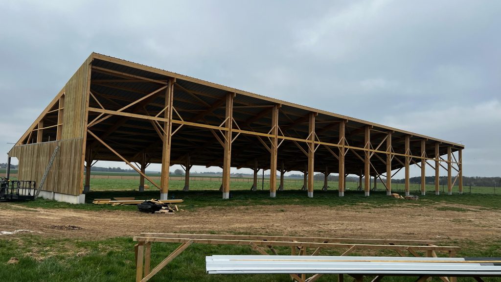 Hangar agricole solaire chez M. GRANDPADOR