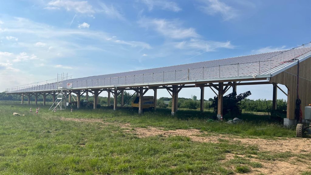 Hangar agricole solaire chez M. GRANDPADOR