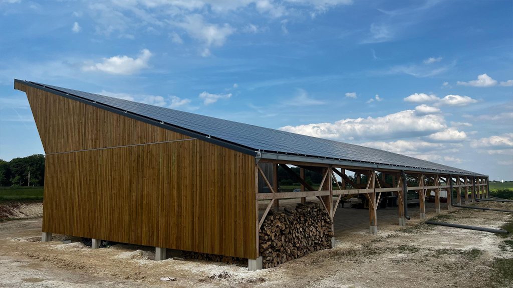 Hangar agricole solaire chez M. DEVIENE